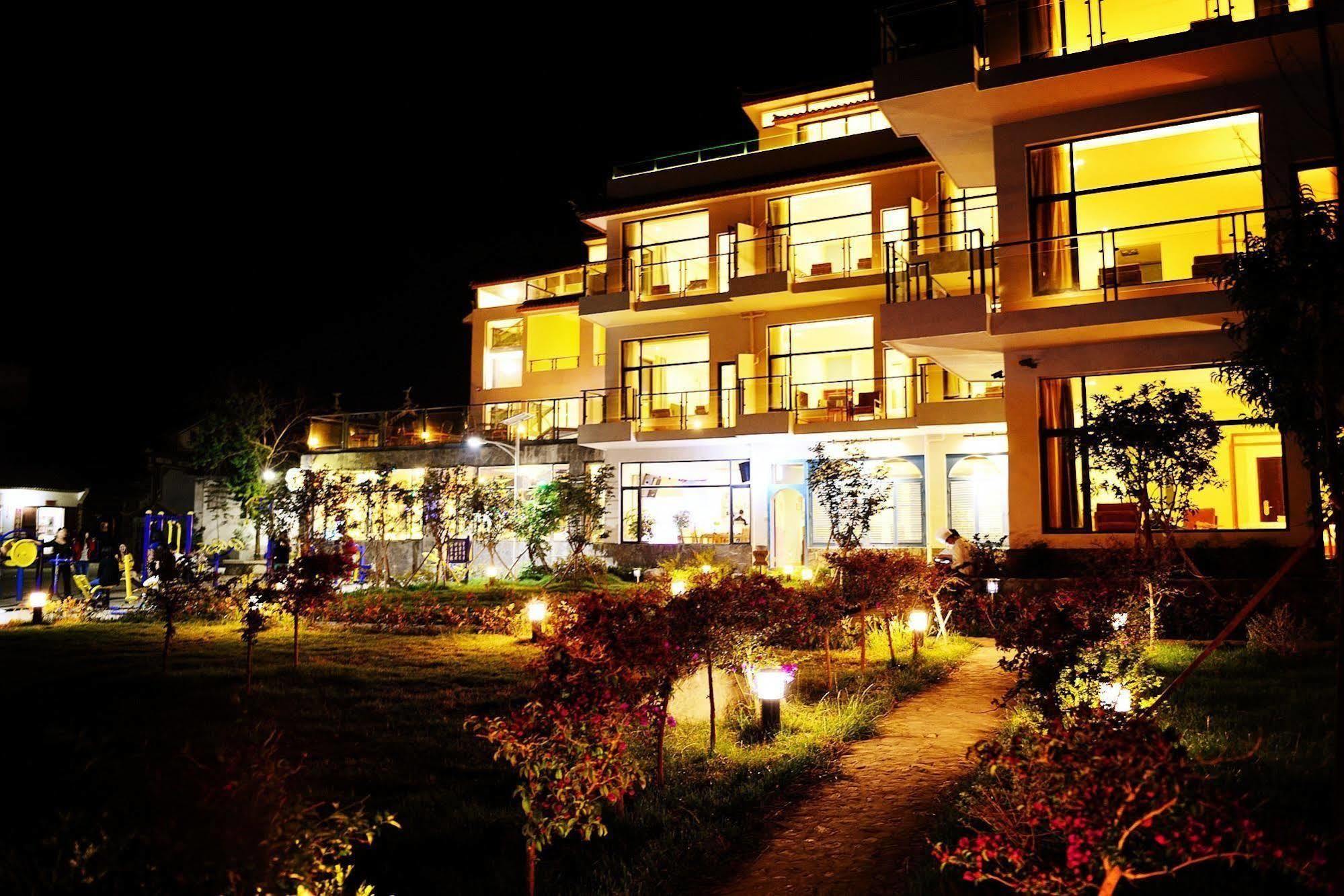 Dengchuan Magpies Habitat Erhai Resort Hotel מראה חיצוני תמונה