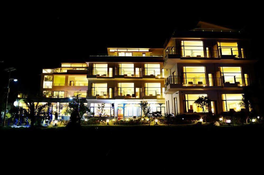 Dengchuan Magpies Habitat Erhai Resort Hotel מראה חיצוני תמונה